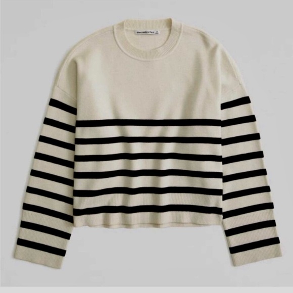 Abercrombie & Fitch LuxeLoft Crew Sweater - Picture 1 of 4
